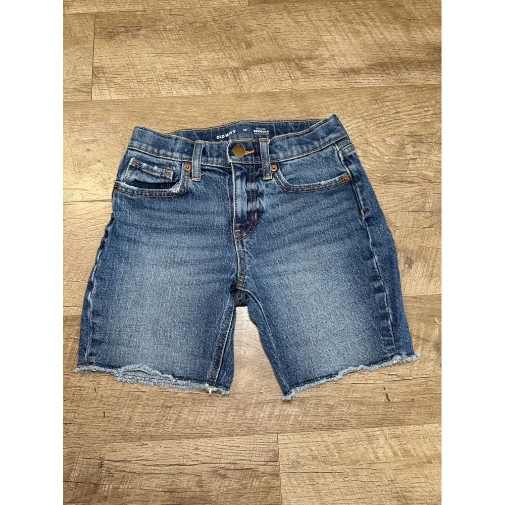 Old Navy Girl's Size 10 High Rise Bermuda Jean Shorts Built-In Tough Frayed Hem